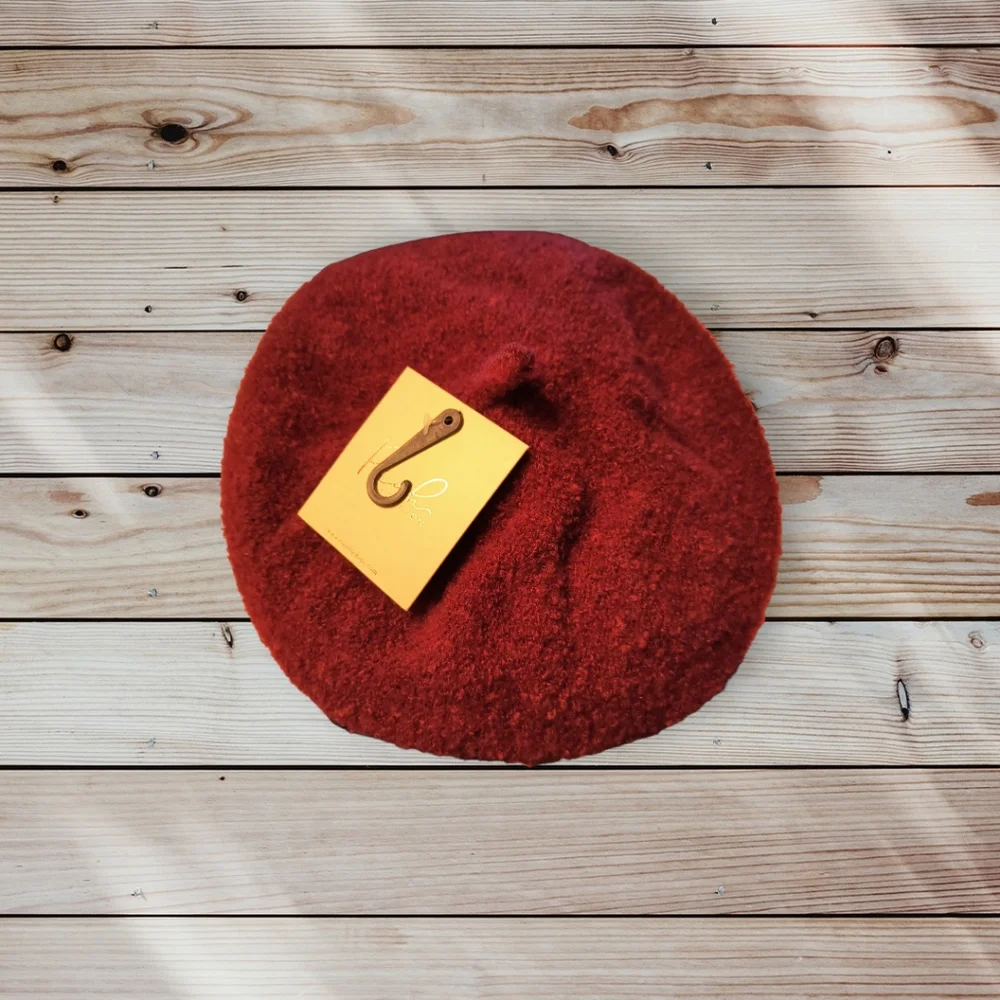 🆕 Ladies Burgundy Acrylic Beret Hat - Picture 3 of 5